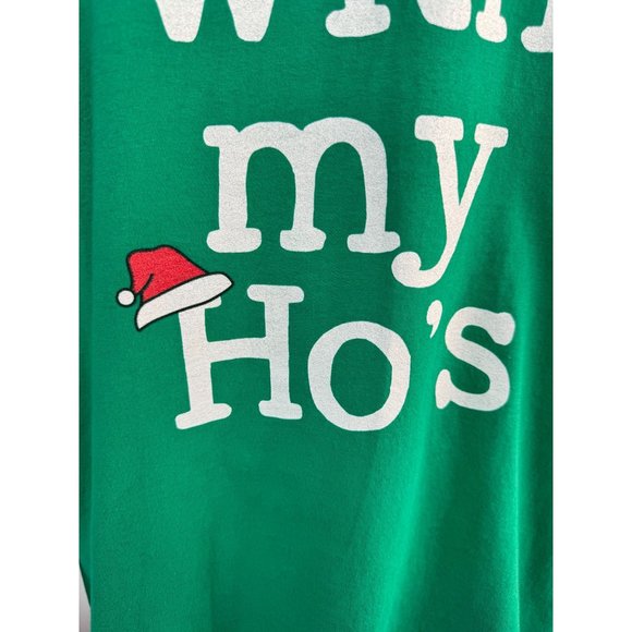 Anvil Lightweight Chillin' With My Ho's Holiday Christmas TShirt XL Green Cotton - Picture 2 of 15